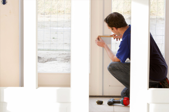 La Presa-interior-door-repair