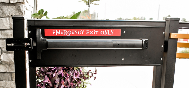 emergency push bar installation in La Presa